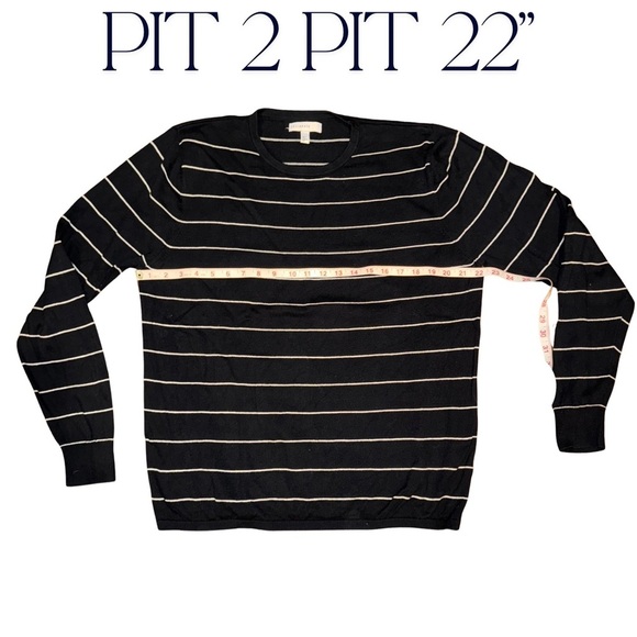 C2 by Calibrate Black and White Striped Crewneck Sweater - Picture 2 of 4